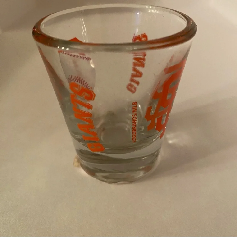 MLB SF Giants - Set of 4 Shot Glasses Man Cave Game Day Gear Sports Fan NWT